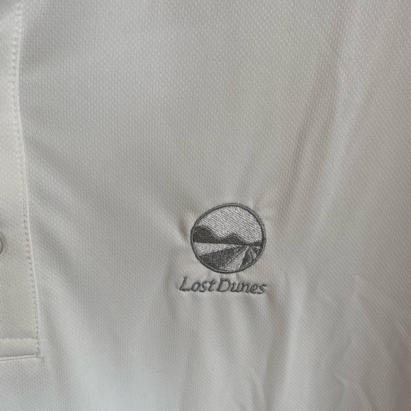 Callaway Bright White Golf Polo with Logo and Tags - Picture 5 of 5